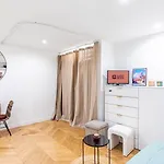 Guestready - Cosy Parisian Charm For Two