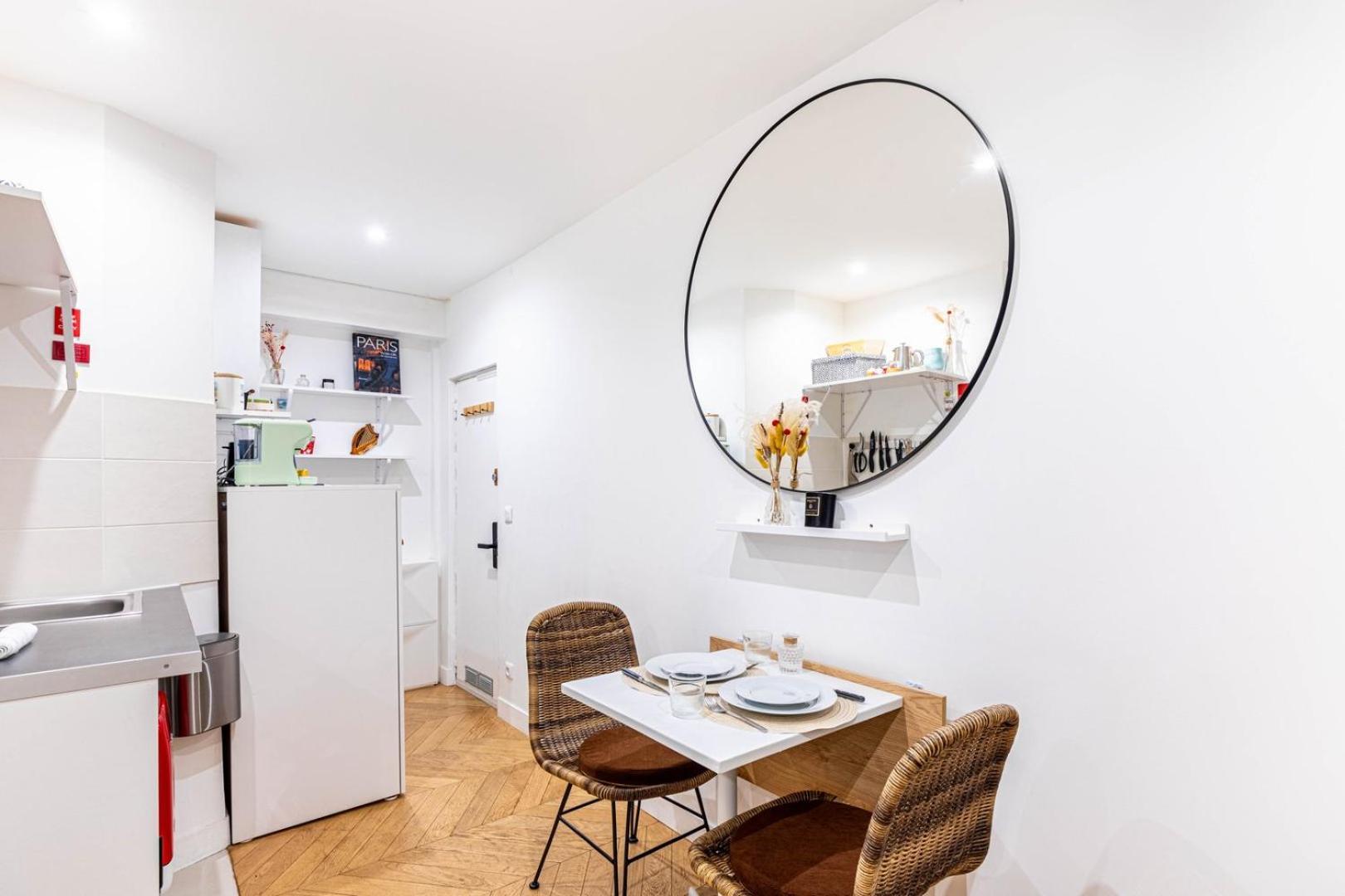 Guestready - Cosy Parisian Charm For Two